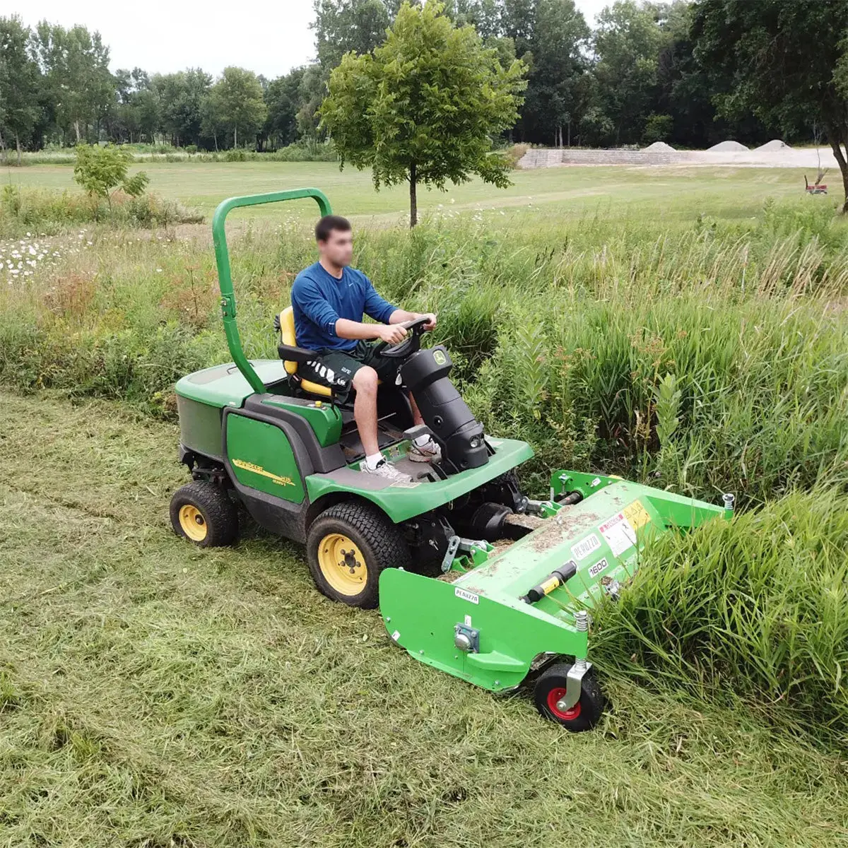 Peruzzo 58" Front-Mounted Flail Mower for John Deere Tractors, MFR #: TEG SPECIAL JD1600 HD, Made in Italy TMG-PE9357 - Image 3